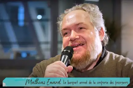 Capture d'écran de l'émission Faites Moi lire avec Mathias Enard