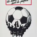 Une illustration d'un ballon de football dessiné, duquel coule du pétrole.